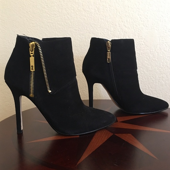 ivanka trump black boots
